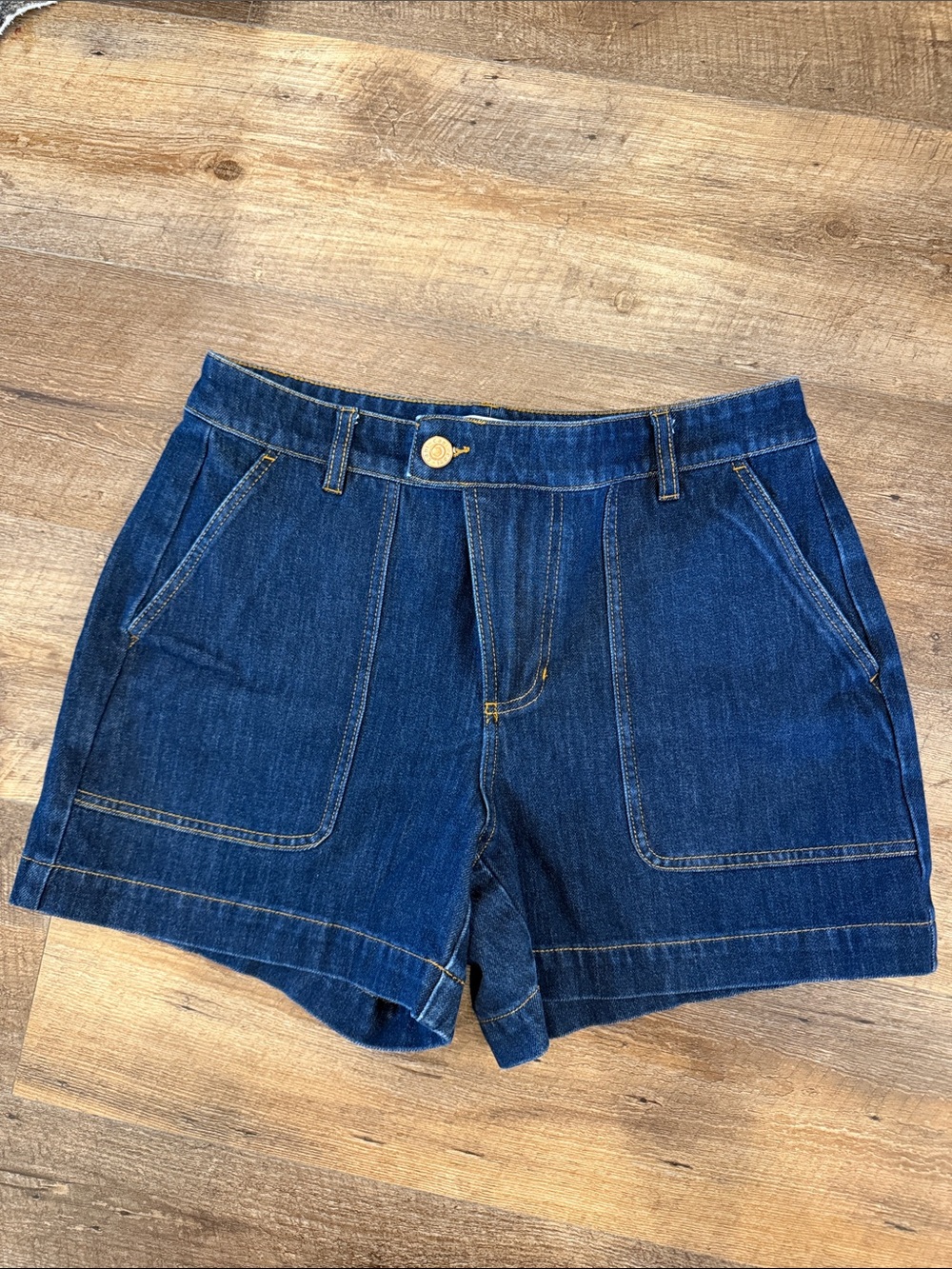 CAbi Tomboy Shorts Dark Blue Denim Patch-Pocket Shorts